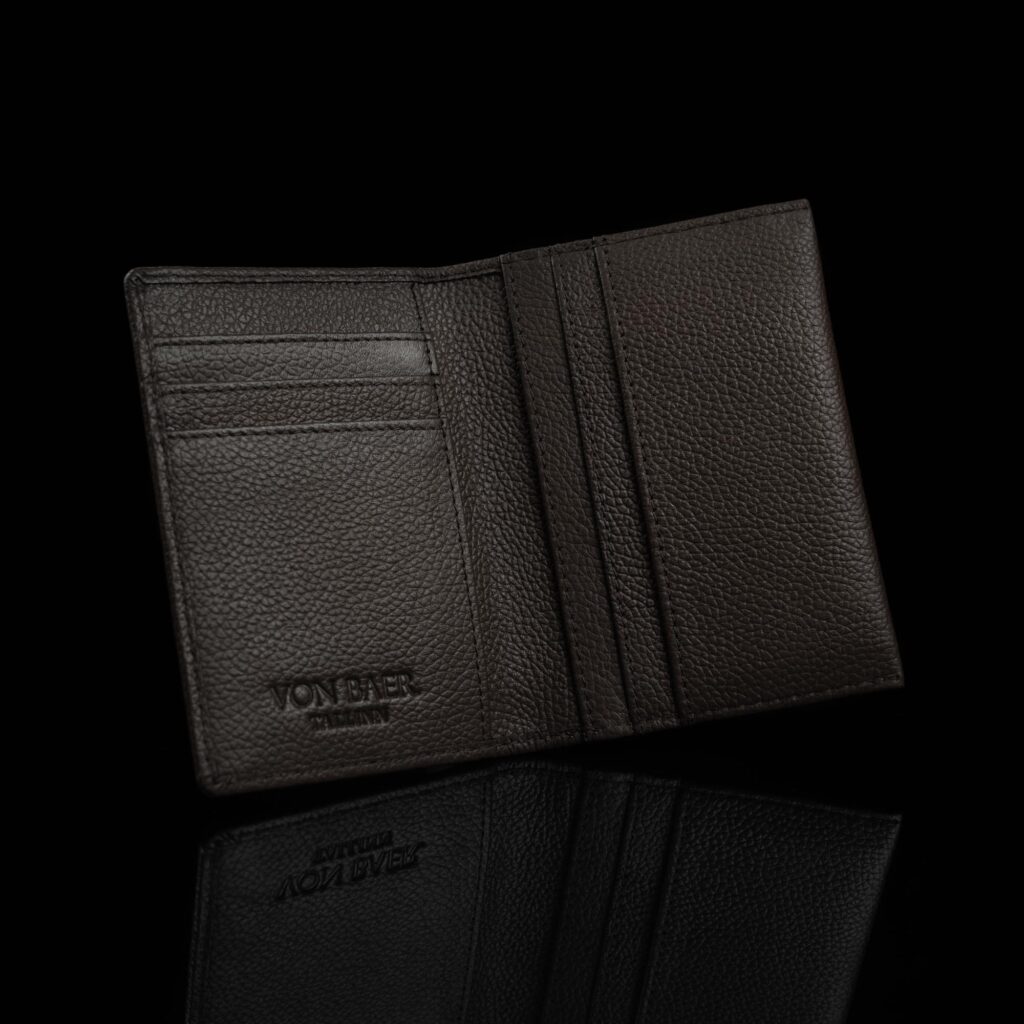 Grant Nahast Kaardihoidja - pruun, pressitud logo