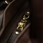 Weekender-nahast-reisikott-lukk