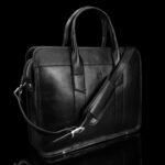 Exquisite Nahast Arvutikott must külgvaade