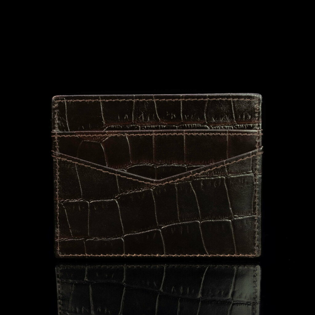 Cards Cash Croco tumepruun