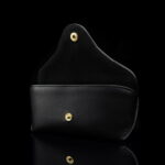 Deluxe nahast prillitoos prillivutlar sisemus - avatud