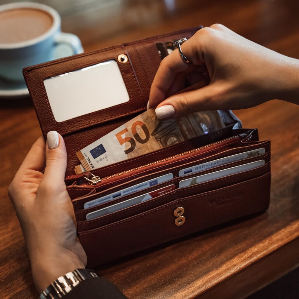 Nahast Rahakott Naistele W1 punane raha slider