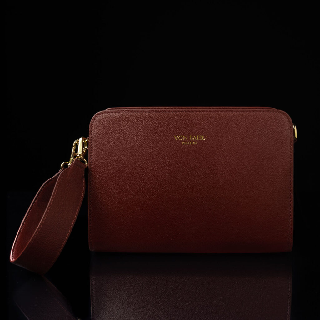 von baer model 1 nahast naiste kaekott punane randmerihm eestvaade