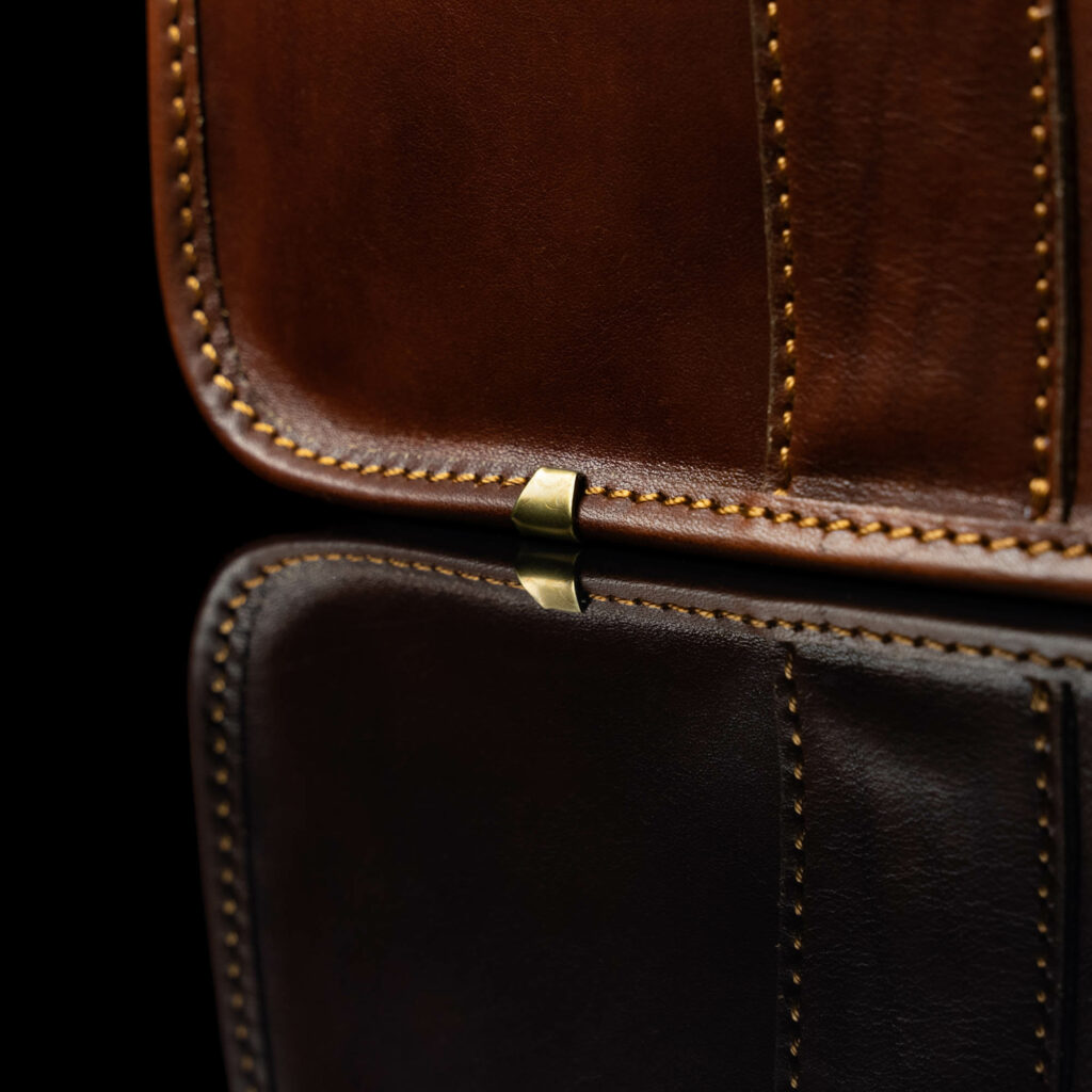 von baer exquisite nahast arvutikott pruun metallneedid