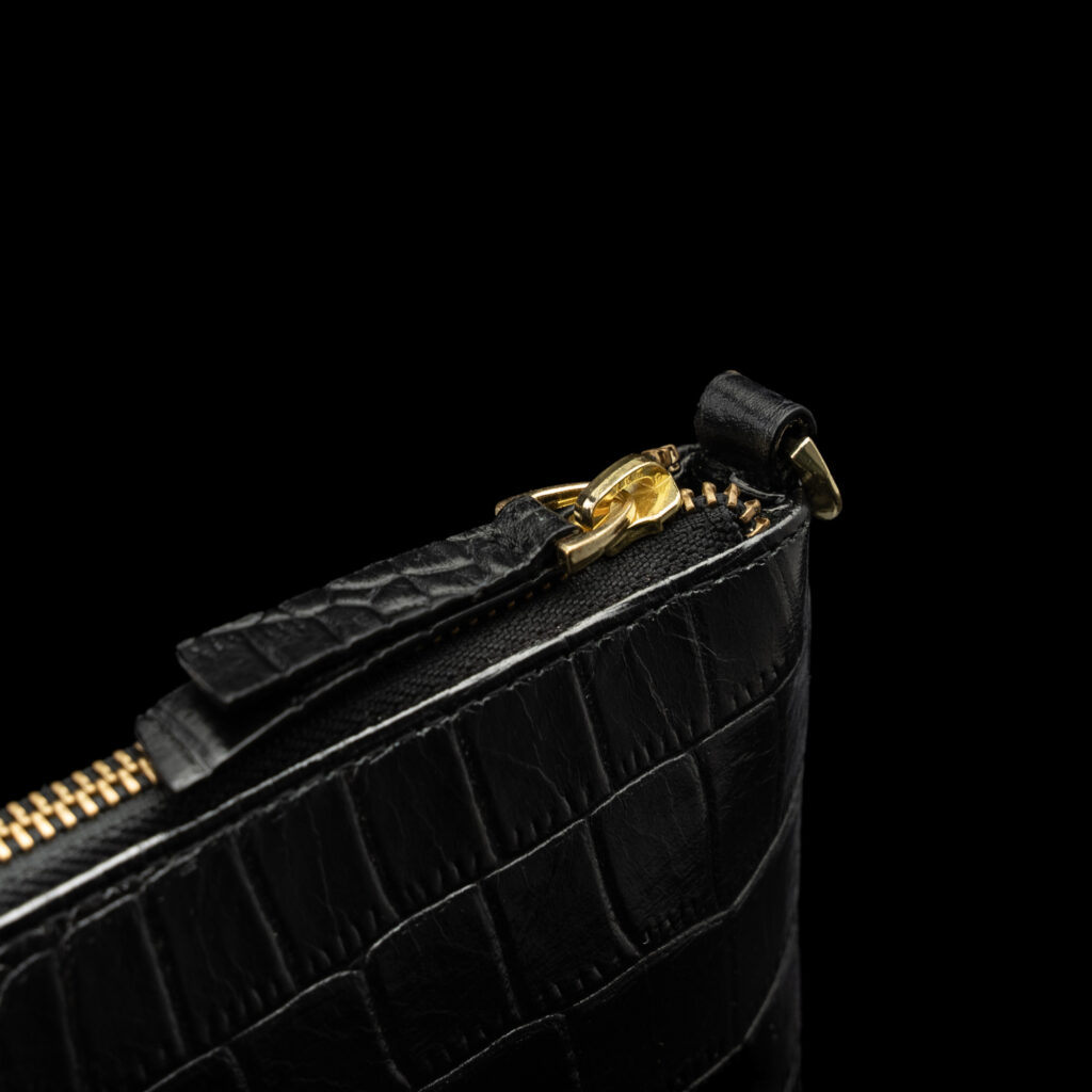 von baer nahast naiste sülearvutikott lukuga must croco jaapani ykk lukk