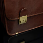 von baer nahast portfell no.2 pruun võtmega lukk