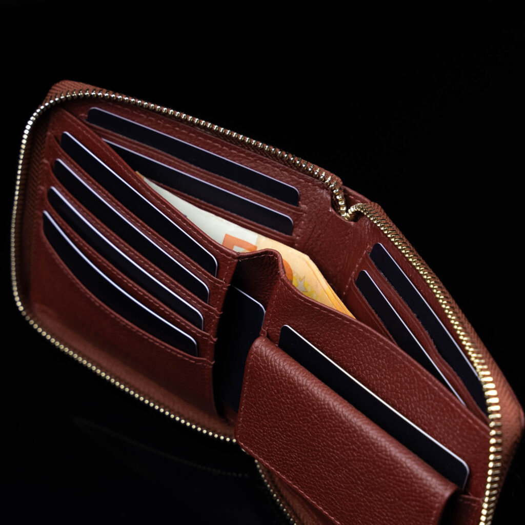 von baer naiste nahast rahakott punane munditasku taskud 2 w3