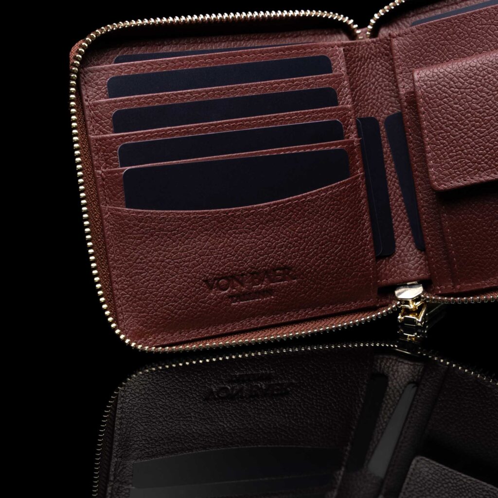 von baer naiste nahast rahakott punane taskud 4 kaardid w3