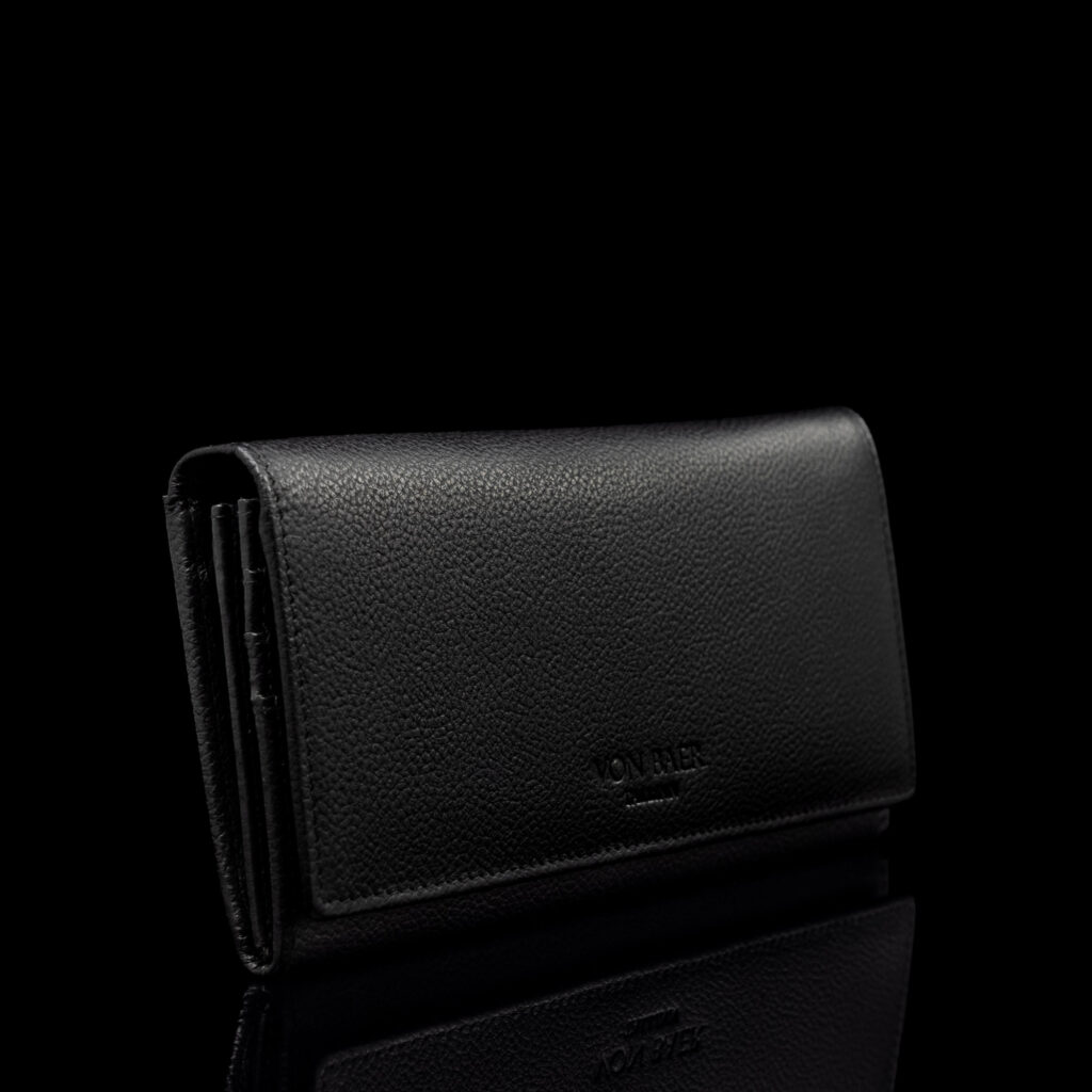 w1-plus-must-naiste-nahast-rahakott-parim-kingitus