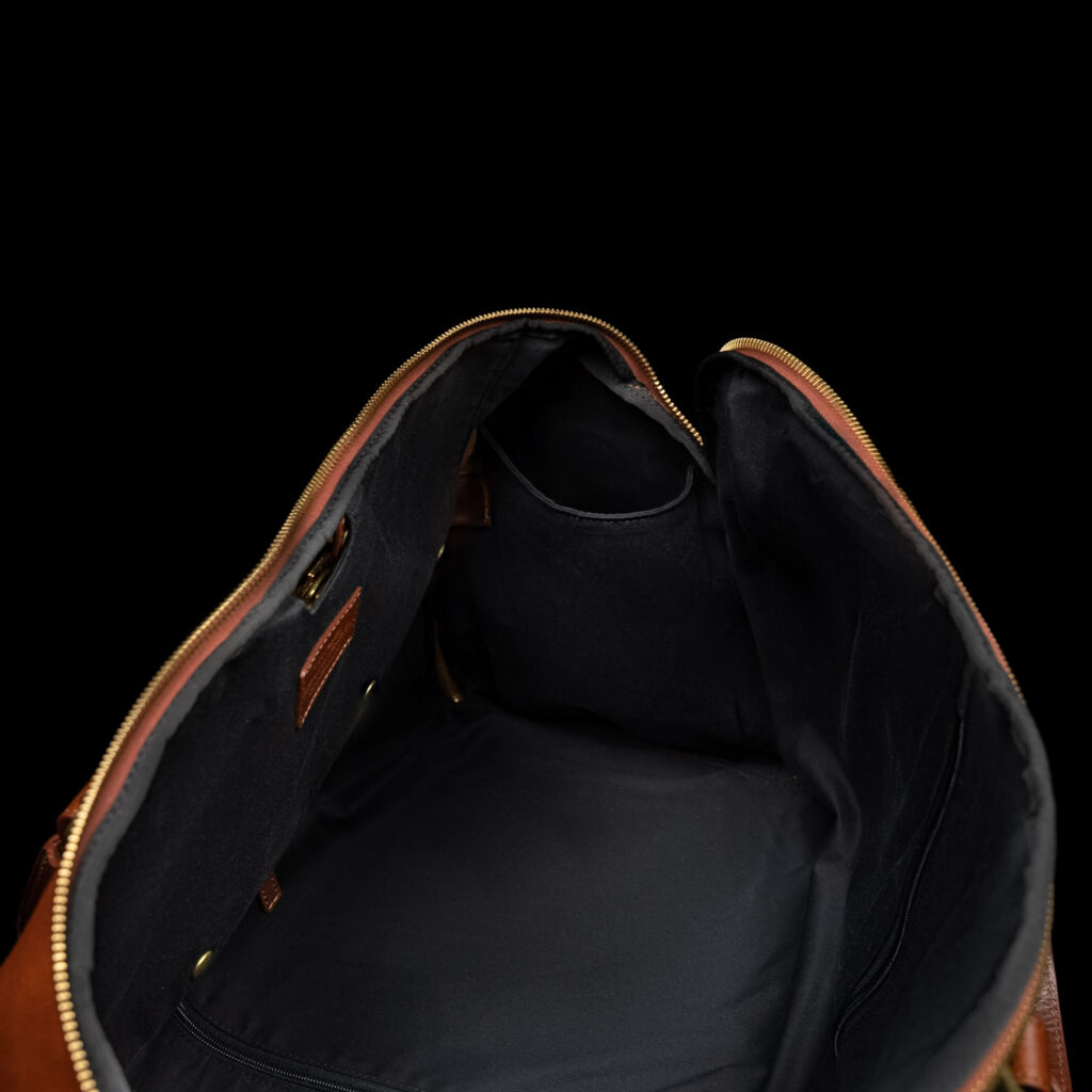 von baer grand superiore itaalia nahast mahukas reisikott ülikonnalahtriga pruun sisu puuvillavooder