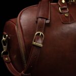 von baer tallinn grand itaalia nahast suur meeste reisikott ülikonnalahtriga pruun reguleeritav õlarihm