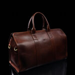 von baer tallinn weekender superiore itaalia nahast stiilne reisikott pruun õlarihmaga