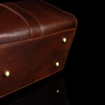 von baer weekender superiore nahast reisikott pruun kaitsvad metallneedid