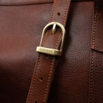 von baer weekender superiore nahast reisikott pruun messingist detail reguleeritav olarihm